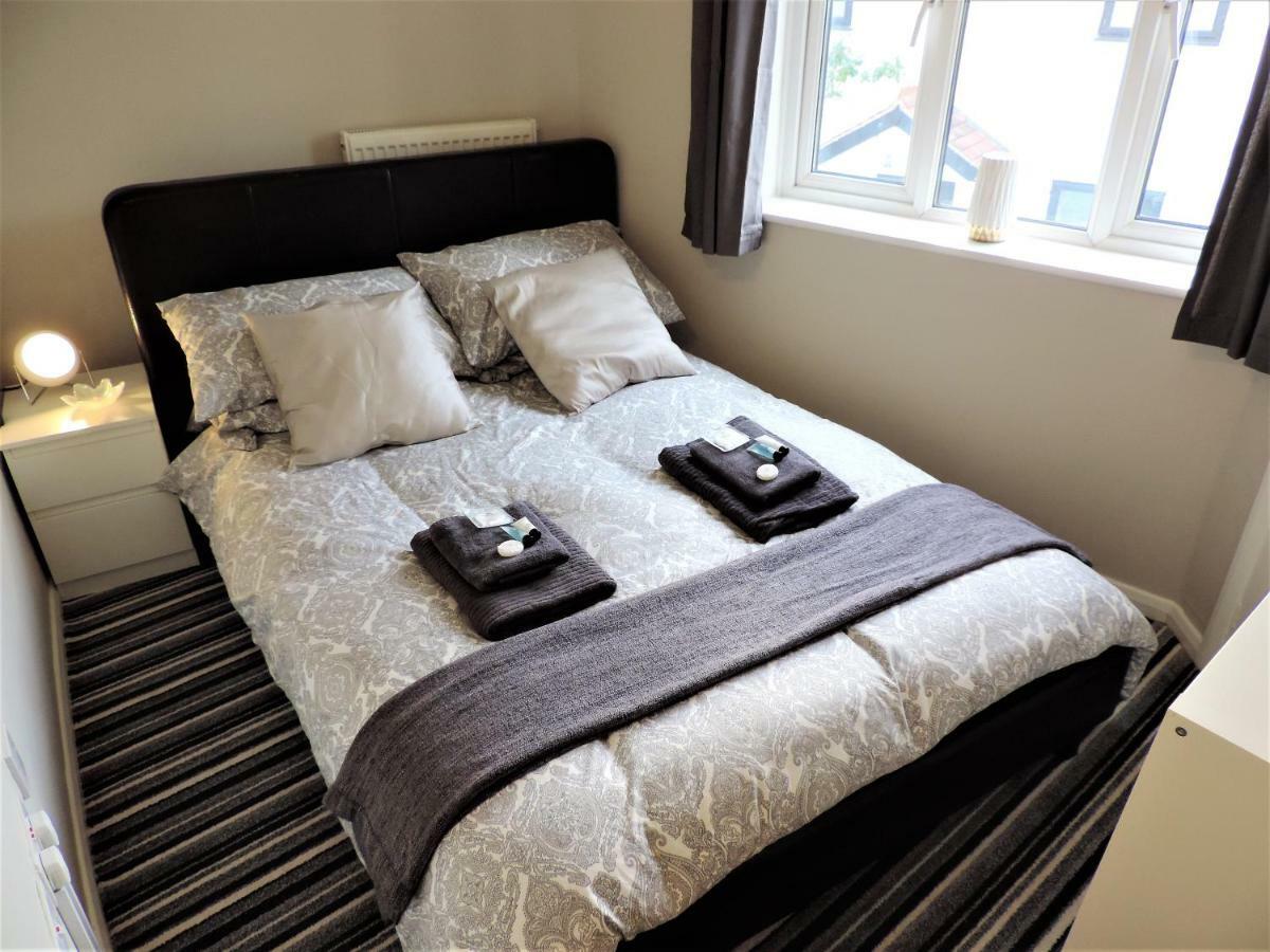 1 Bed Bagshot Pennyhill Accommodation Ngoại thất bức ảnh